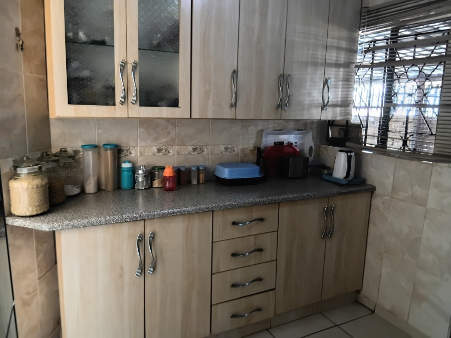3 Bedroom Property for Sale in Lethlabile North West